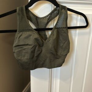 ALALA Sports bra with mesh NEW size large